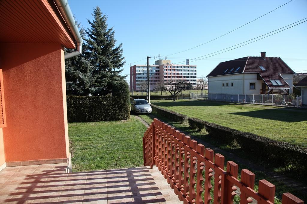 Edina Apartman Залакарос Стая снимка