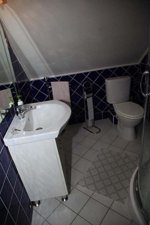 Edina Apartman Залакарос Стая снимка
