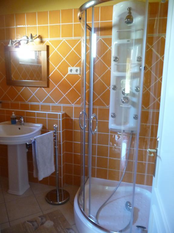 Edina Apartman Залакарос Стая снимка